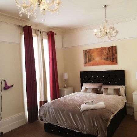 Red Carpet Guesthouse 독서 외부 사진