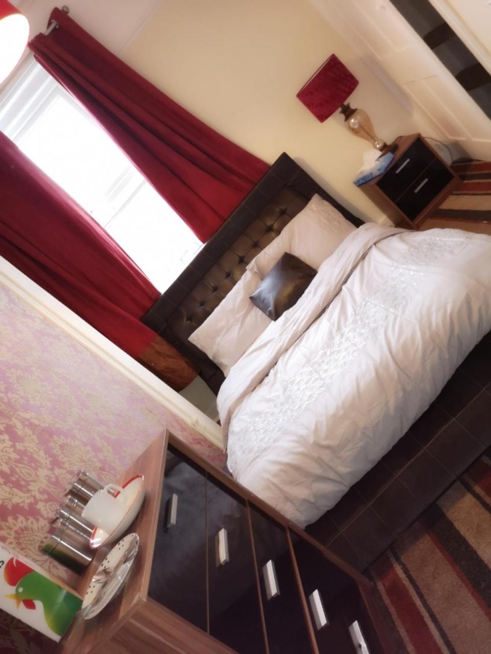 Red Carpet Guesthouse 독서 외부 사진